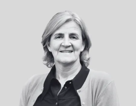 Photo of Professor Lesley Haig