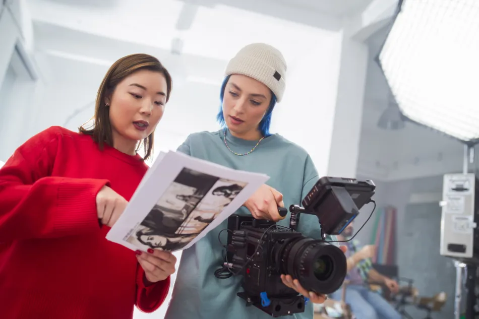 visual arts research and development